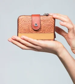 Anekke Menire Small Flexible Rfid Wallet Clearance