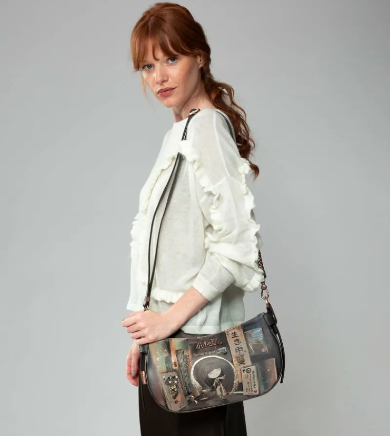 Anekke Shoen Oval Bag With Chain Outlet